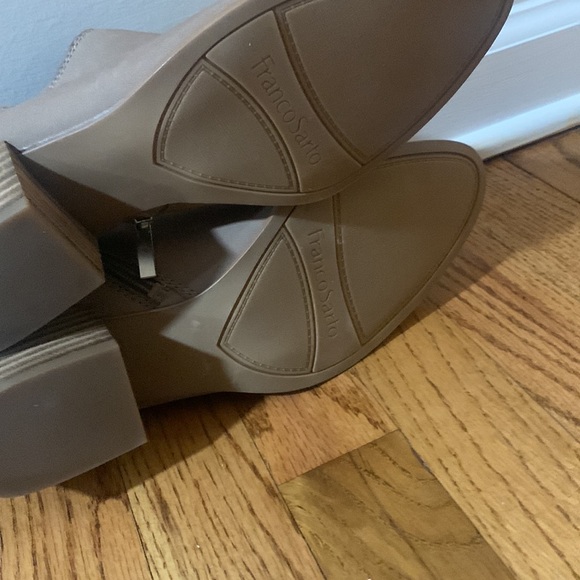 New - Picture 2 of 5